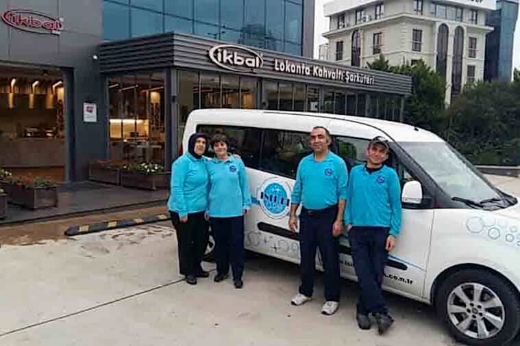Işıltı temizlik kadrosu İstanbul En İyi Temizlik Firması